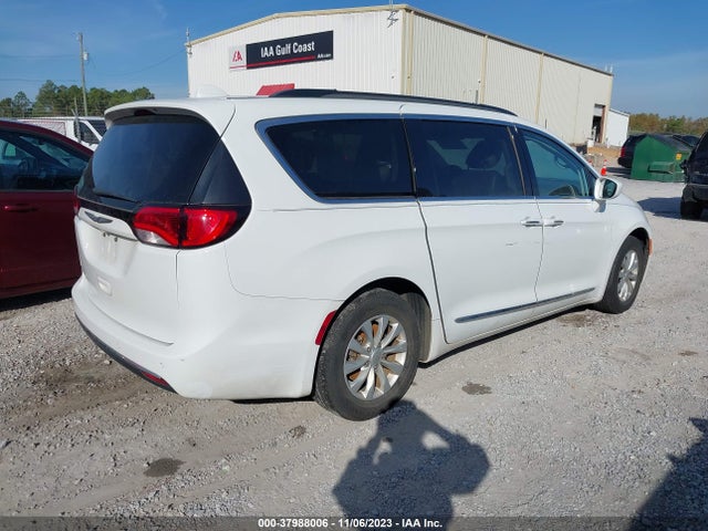 2C4RC1BG2HR702868 Chrysler Pacifica Touring-l
