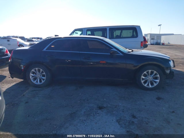 2C3CCAAG4GH161404 Chrysler 300 Limited