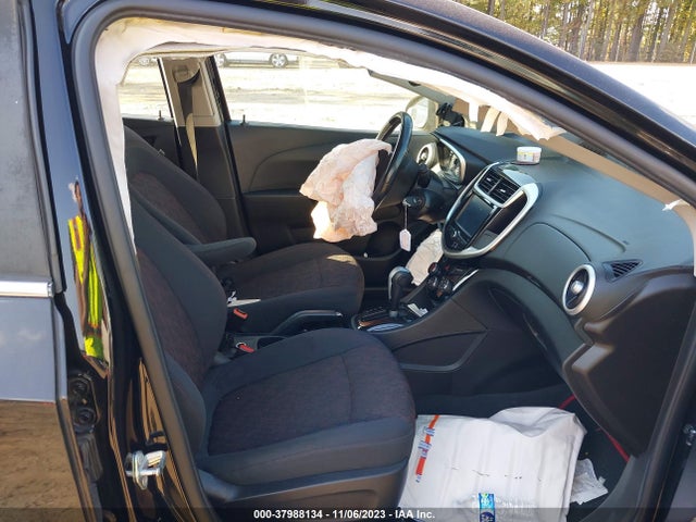 Chevrolet Sonic Lt Auto 2017 1G1JD6SG1H4119047 Image 5