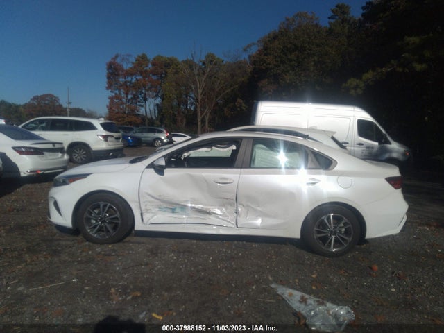 2022 KIA FORTE LXS VIN: 3KPF24AD1NE476673