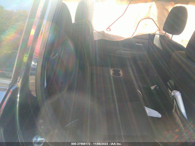 JA4AZ3A31EZ003085 Mitsubishi Outlander Se