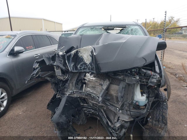 Chevrolet Colorado Lt 2018 1GCGTCEN3J1253045 Image 12