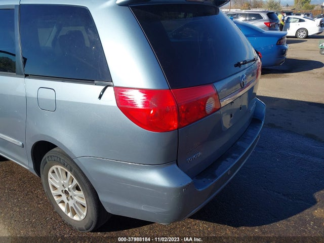 2008 TOYOTA SIENNA LIMITED VIN: 5TDBK22C58S013325