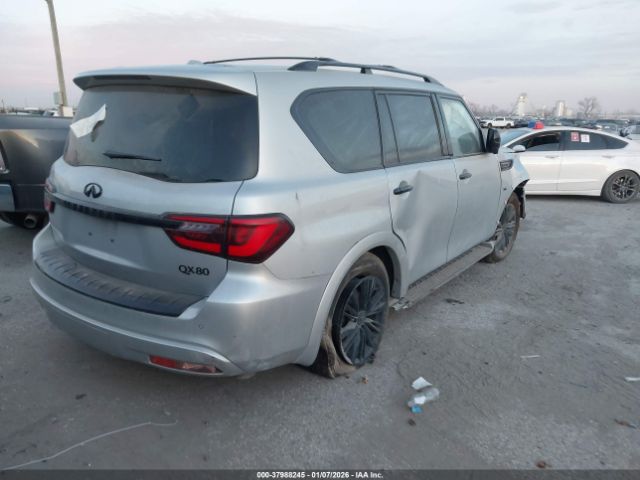 2018 INFINITI QX80 JN8AZ2NF3J9661140 Photo 3