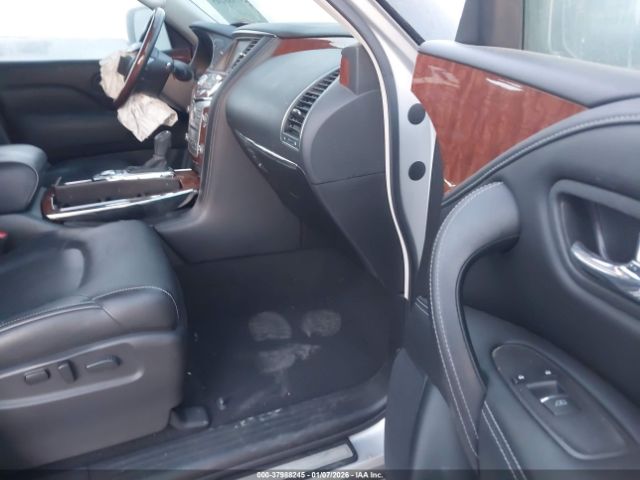 2018 INFINITI QX80 JN8AZ2NF3J9661140 Photo 4