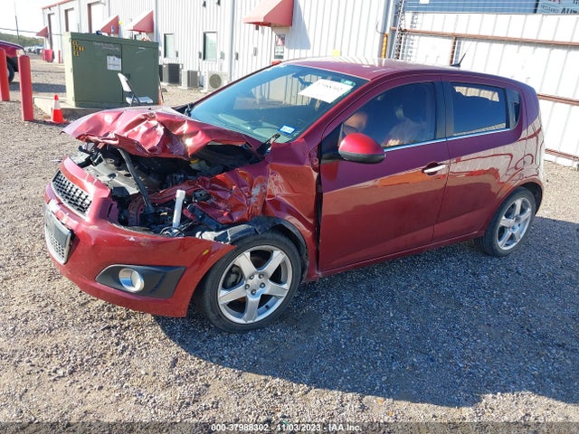 Chevrolet Sonic Ltz Auto 2014 1G1JE6SB8E4226948 Image 2