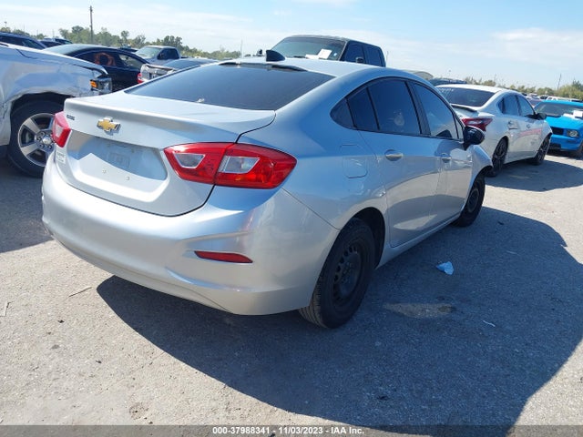 Chevrolet Cruze Ls Auto 2017 1G1BC5SM0H7265977 Image 4
