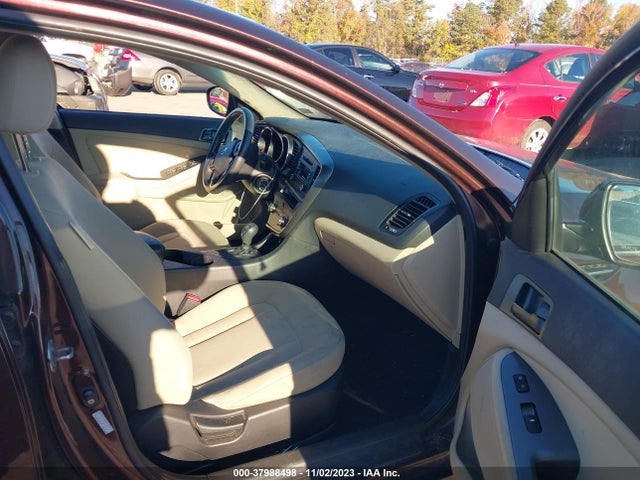 2011 KIA OPTIMA LX VIN: KNAGM4A76B5127361