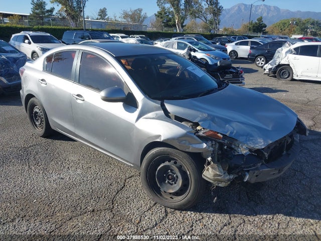 2013 MAZDA MAZDA3 I SPORT VIN: JM1BL1UP4D1756962