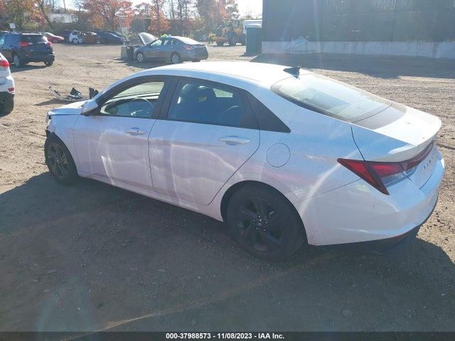 2021 HYUNDAI ELANTRA SEL VIN: 5NPLM4AG2MH013572