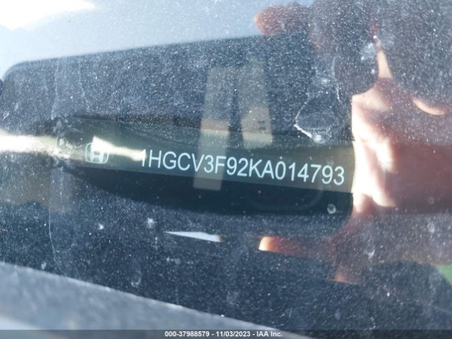 1HGCV3F92KA014793 Honda Accord Hybrid Touring