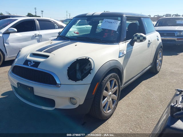 2009 MINI COOPER S WMWMF73519TW80774 Photo 1