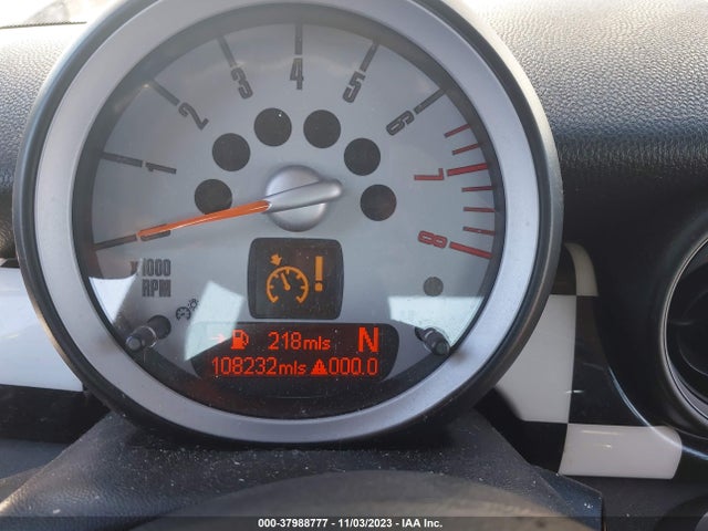 2009 MINI COOPER S WMWMF73519TW80774 Photo 6