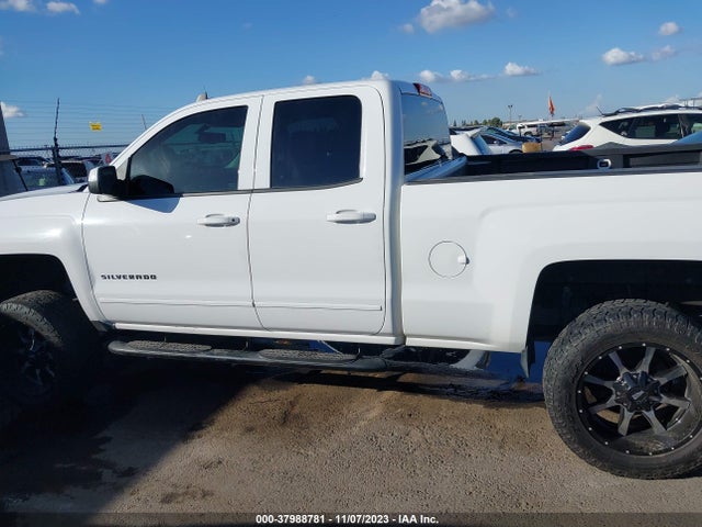2015 CHEVROLET SILVERADO 1500 2LT VIN: 1GCVKREC4FZ225422
