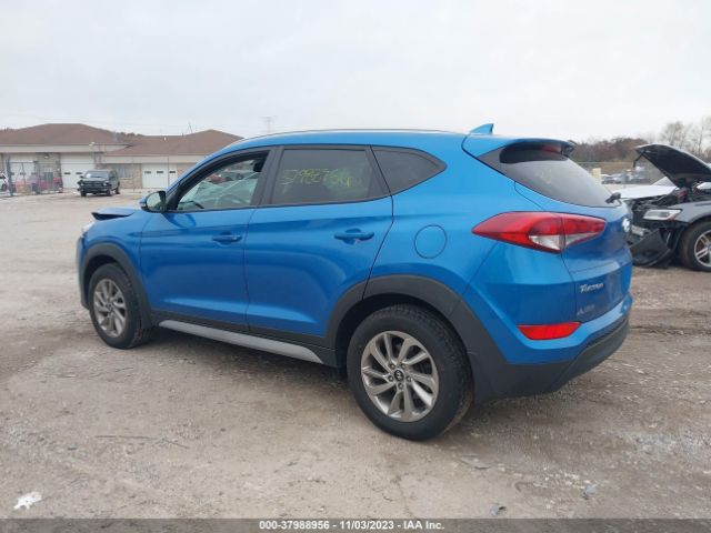 2017 HYUNDAI TUCSON KM8J3CA40HU454523 Photo 2