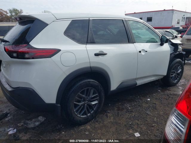 5N1AT3AAXMC756827 Nissan Rogue S Fwd