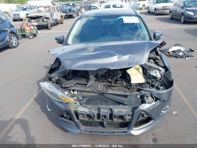 1FADP3F21EL224865 Ford FOCUS SE