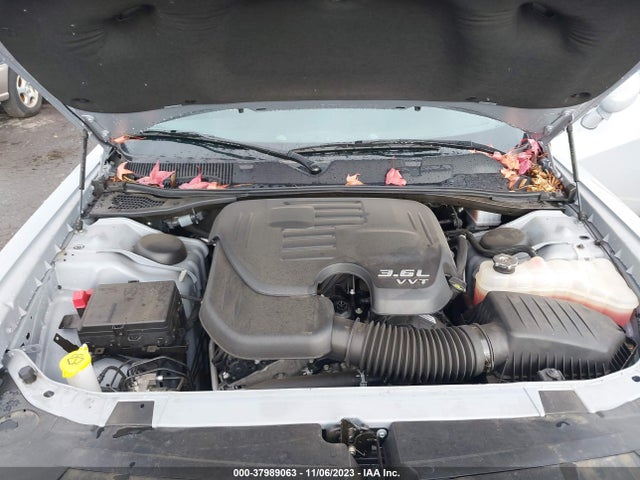 Dodge Challenger Sxt Awd 2022 2C3CDZGG8NH129006 Image 10