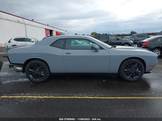2022 DODGE CHALLENGER SXT AWD VIN: 2C3CDZGG8NH129006