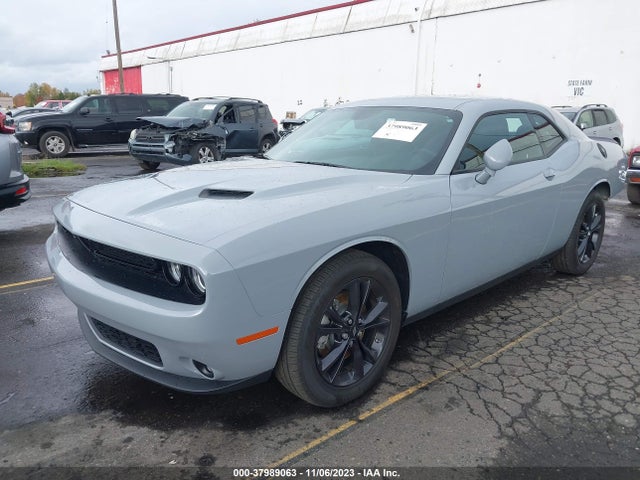 Dodge Challenger Sxt Awd 2022 2C3CDZGG8NH129006 Image 2