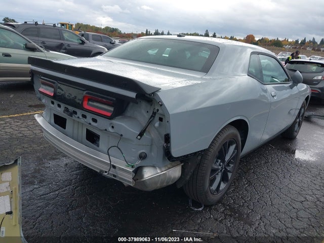 2022 DODGE CHALLENGER SXT AWD VIN: 2C3CDZGG8NH129006
