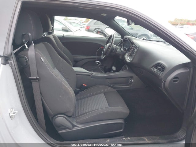 Dodge Challenger Sxt Awd 2022 2C3CDZGG8NH129006 Image 5