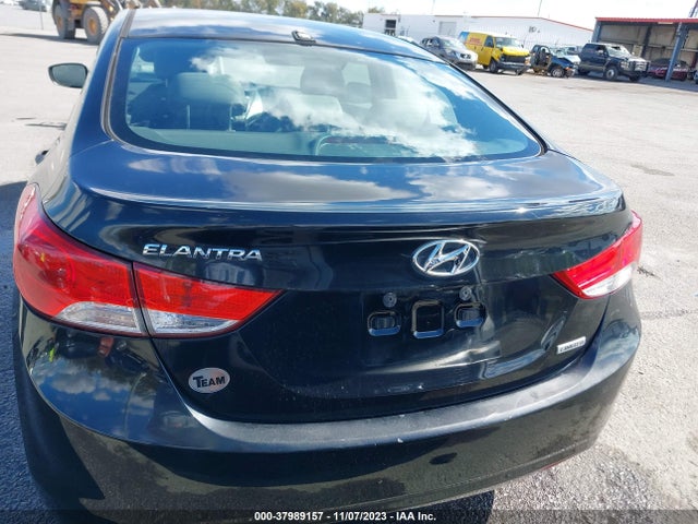 Продажа на аукционе авто 2013 Hyundai Elantra Limited (ulsan Plant), vin: KMHDH4AE1DU780855, номер лота: 37989157