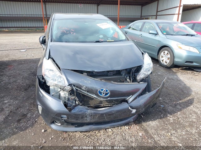 Toyota Prius V Five 2014 JTDZN3EU0E3337120 Image 6