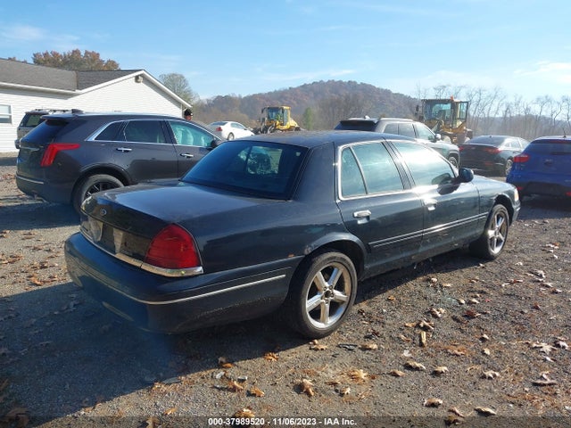 2004 FORD CROWN VICTORIA POLICE VIN: 2FAFP71W34X170240