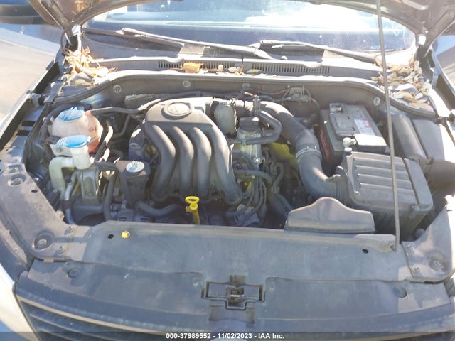 3VW2K7AJXEM316087 Volkswagen Jetta 2.0l S