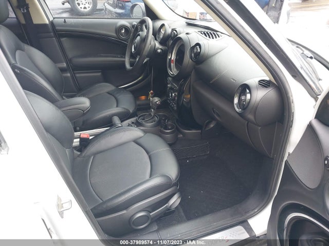 2014 MINI COUNTRYMAN WMWZC3C59EWT01052 Photo 4