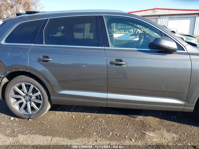 WA1LAAF77JD043601 Audi Q7 3.0t Premium