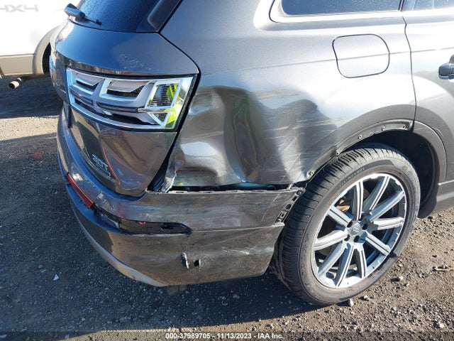 WA1LAAF77JD043601 Audi Q7 3.0t Premium