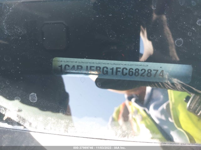 2015 JEEP GRAND CHEROKEE LIMITED VIN: 1C4RJEBG1FC682874