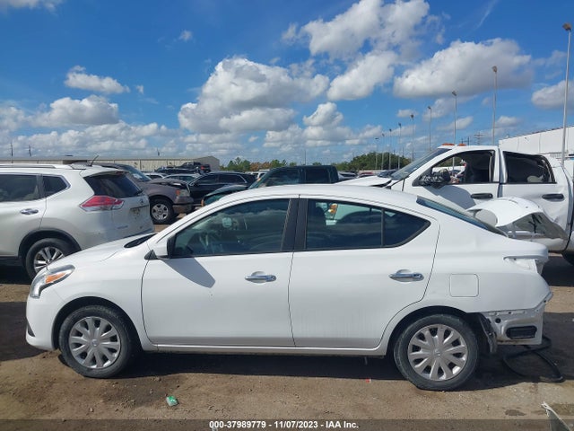 2015 NISSAN VERSA 1.6 S/1.6 S+/1.6 SL/1.6 SV VIN: 3N1CN7AP5FL857402