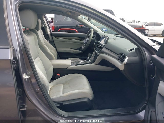 Honda ACCORD LX 2018 1HGCV1F1XJA243736 Image 5