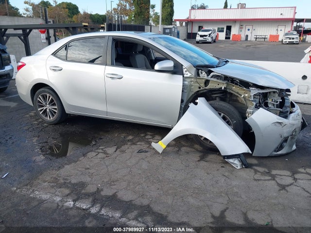 37989927 :رقم المزاد ، 5YFBURHE7GP465845 vin ، 2016 Toyota Corolla Le Plus مزاد بيع
