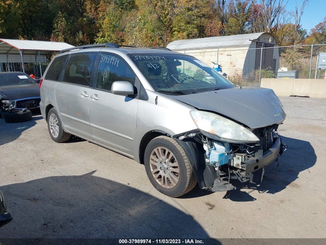 2010 TOYOTA SIENNA XLE VIN: 5TDYK4CC0AS338474