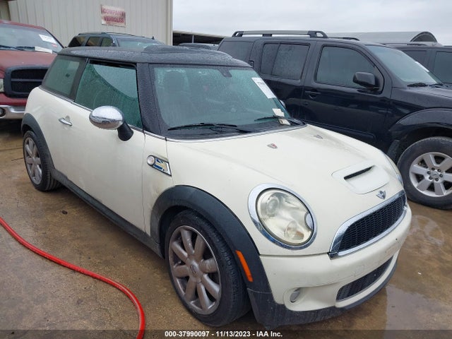 2008 MINI COOPER HARDTOP WMWMF73518TV36298