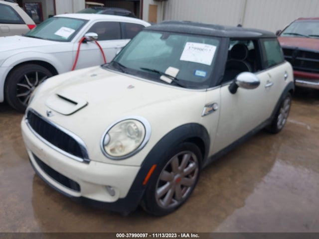 2008 MINI COOPER HARDTOP WMWMF73518TV36298 Photo 1