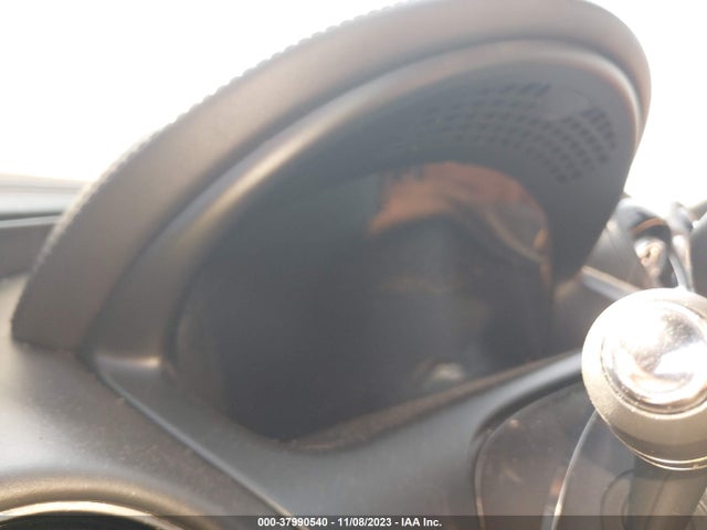 2016 JAGUAR XJ SAJWJ2GD2G8V98245 Photo 6