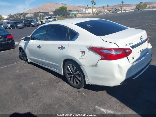 1N4AL3AP2HC143086 Nissan Altima 2.5 Sv