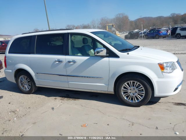 2C4RC1CG2FR546830 Chrysler Town & Country Touring-l