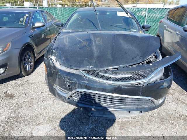 1C3CCCAB2FN677833 Chrysler 200 Limited