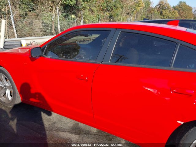2C3CDXHG8FH815776 Dodge Charger Sxt