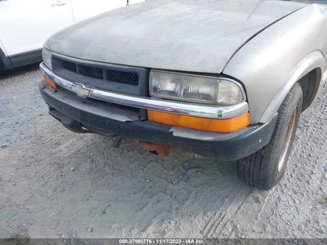1998 CHEVROLET S-10 VIN: 1GCCS1446W8175289