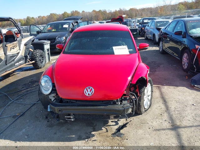2019 VOLKSWAGEN BEETLE S/FINAL EDITION SE VIN: 3VWFD7AT3KM713973