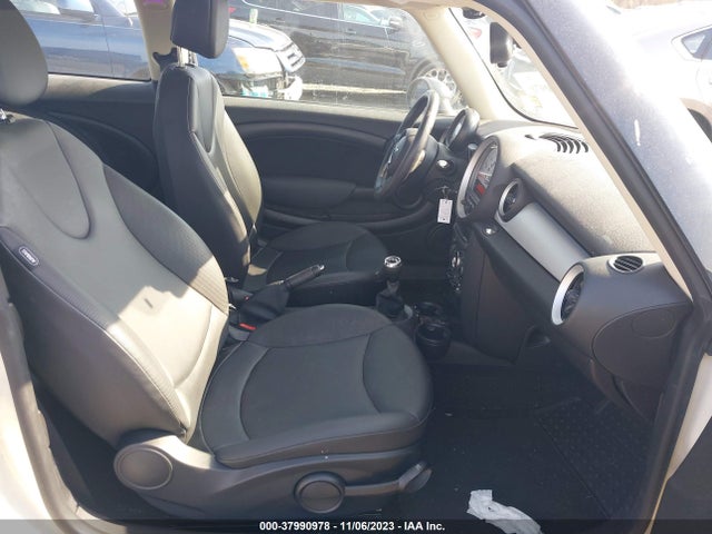 2013 MINI HARDTOP WMWSU3C58DT372581 Photo 4