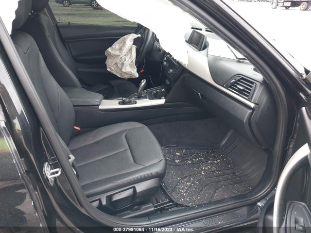 BMW 320i 2015 WBA3B1C54FP831390 Image 5