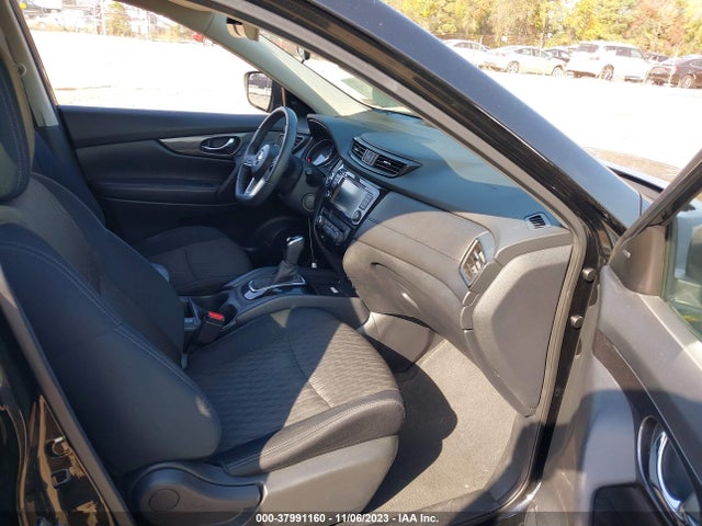 2019 NISSAN ROGUE SV VIN: 5N1AT2MV4KC730083